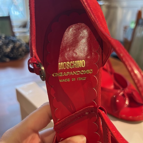 Moschino Red Suede Peep Toe Pumps - Picture 2 of 3